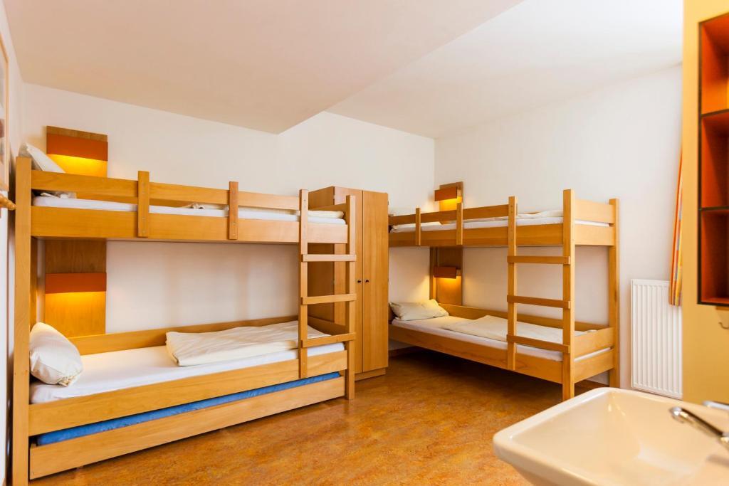 Jugendherberge Garmisch-Partenkirchen - Membership Required! Экстерьер фото