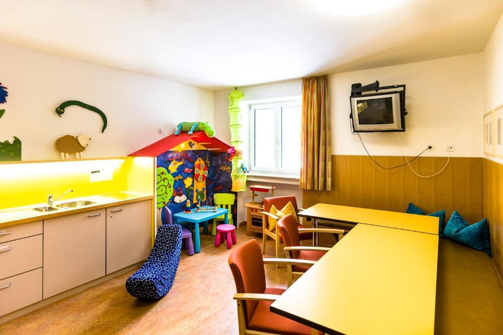 Jugendherberge Garmisch-Partenkirchen - Membership Required! Экстерьер фото